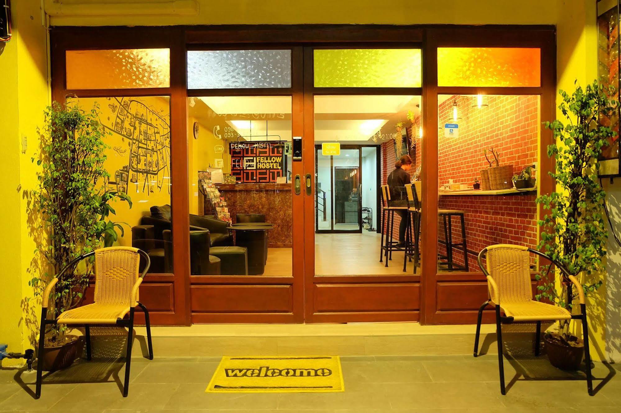 Fellow Hostel Chiang Mai Exterior photo