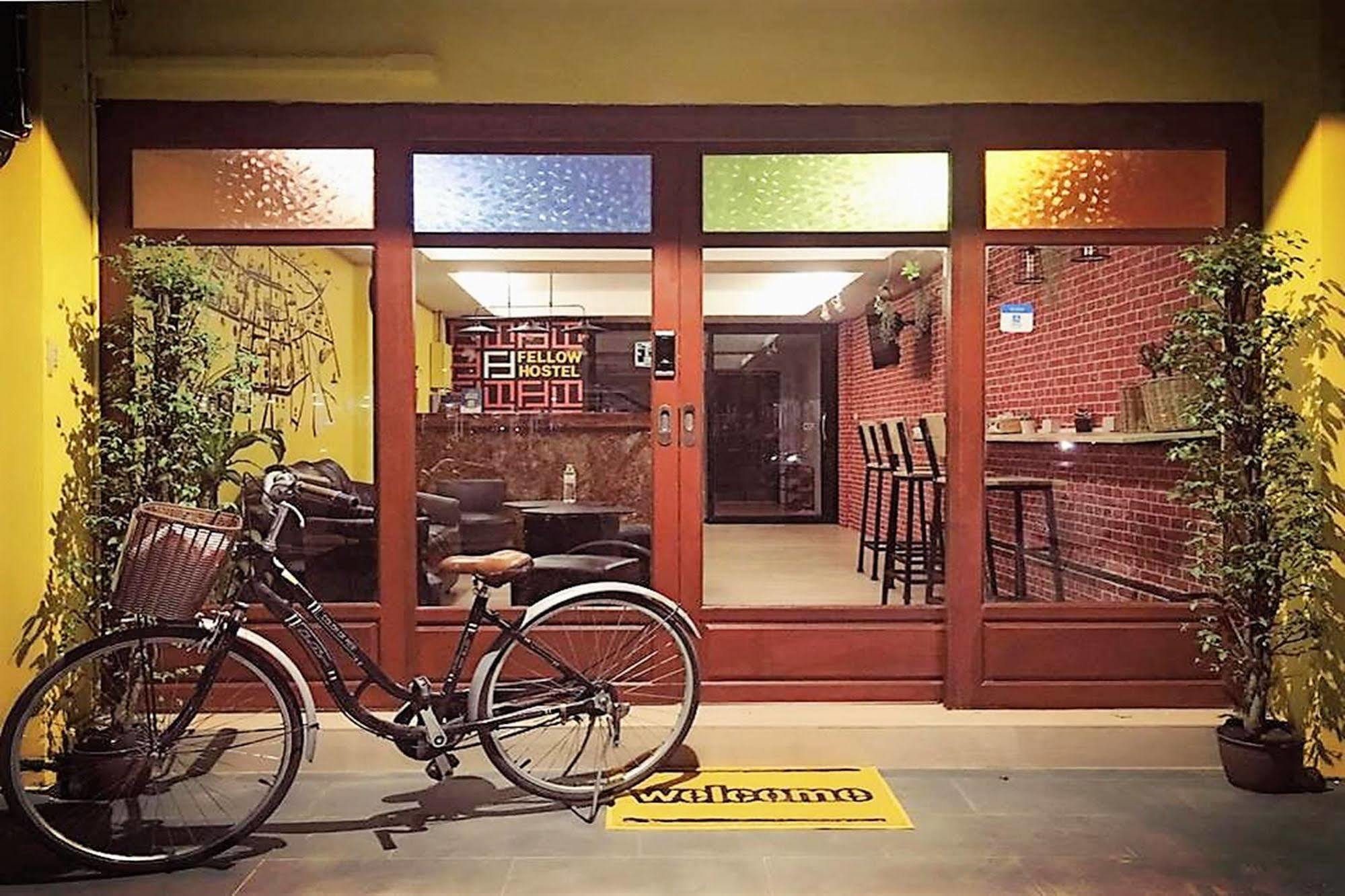 Fellow Hostel Chiang Mai Exterior photo